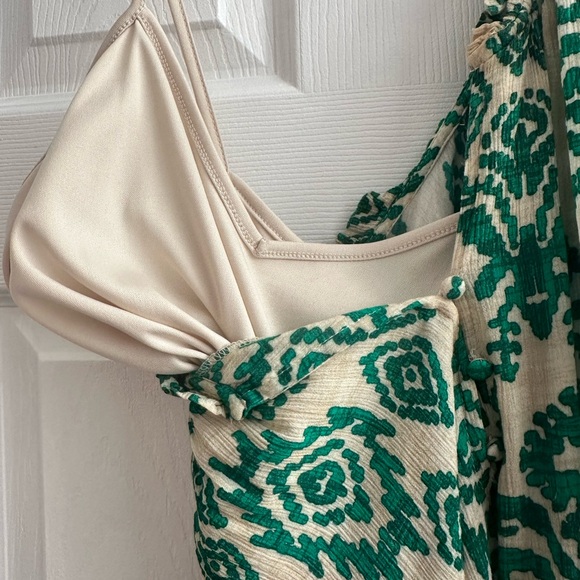 Green and tan blouse size 2x - Picture 6 of 7